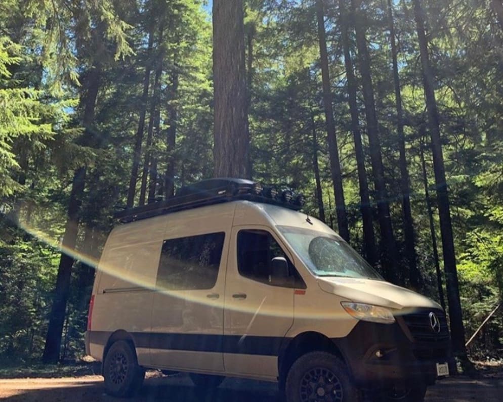 2019 Mercedes-Benz Sprinter Class B for rent in Los Angeles California