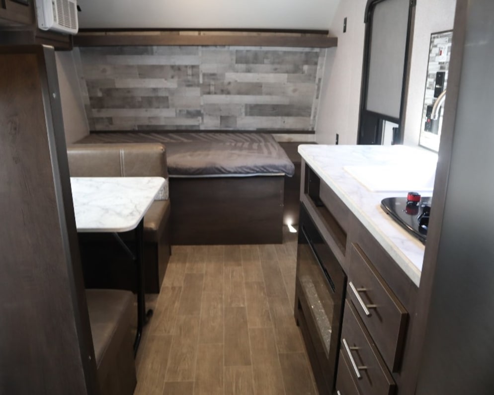 2020 Coleman  by Dutchmen for rent in 67052