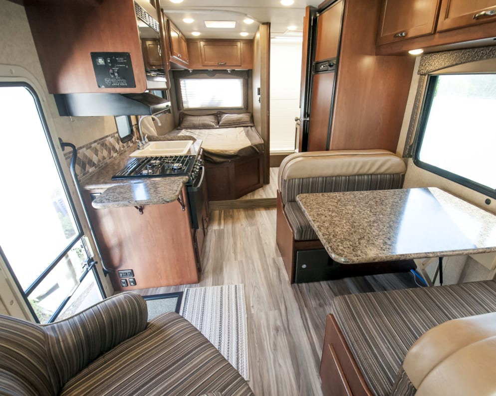 2016 Thor Freedom Elite available for rent in St Petersburg Florida