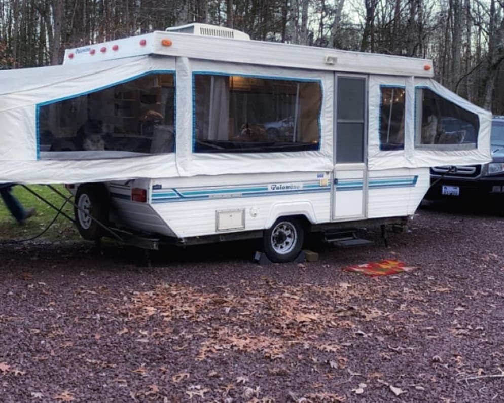 Popup Trailer RV for Rent in Fredericksburg, Virginia
