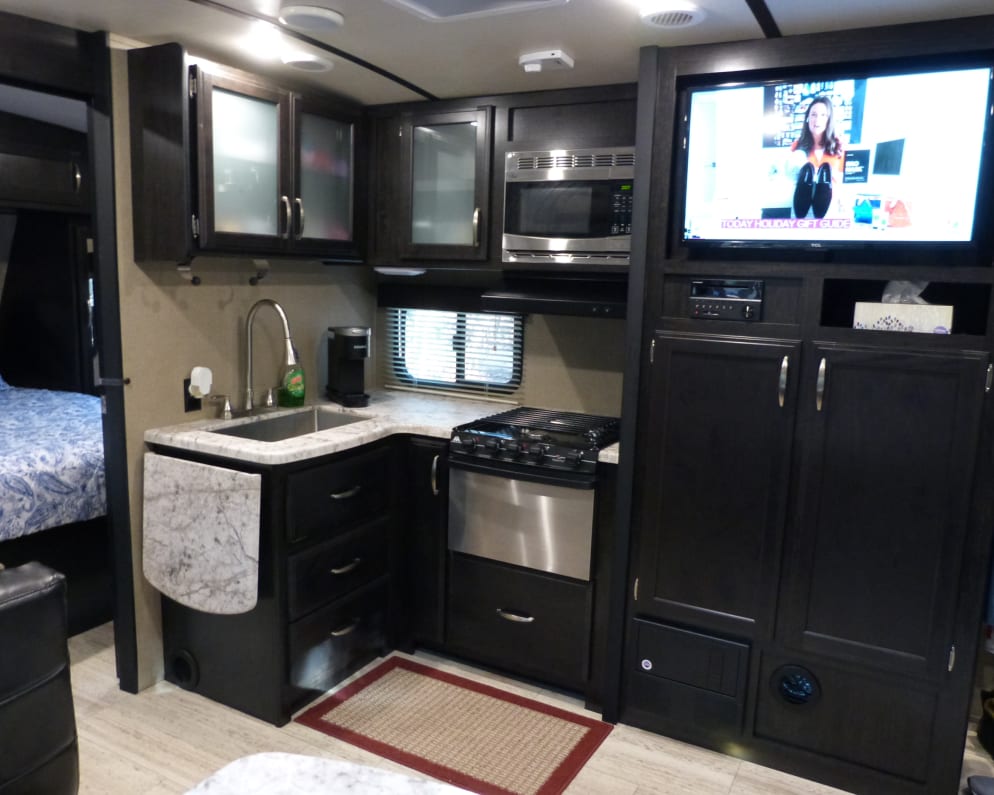 2017 2400BH  by Grand Design for rent in 29040