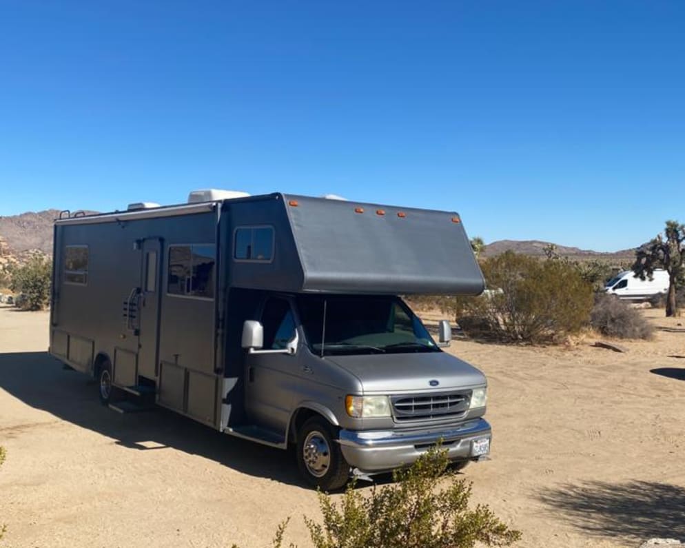 2002 Jayco Greyhawk Class C for rent in Pacoima California