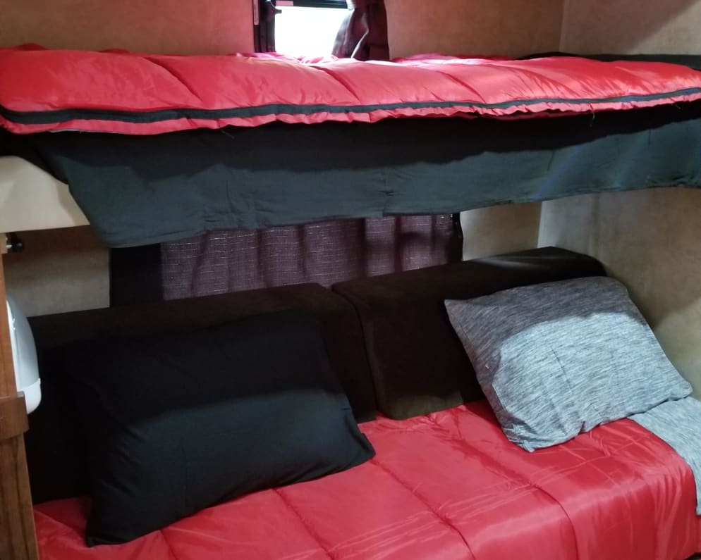 2012 Travel Trailer RV for Rent in Altoona, Pennsylvania