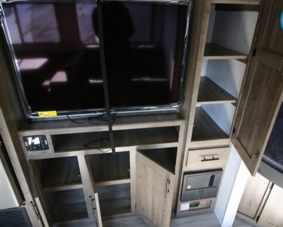 2021 Heartland Pioneer Travel Trailer for rent in Gulfport Mississippi