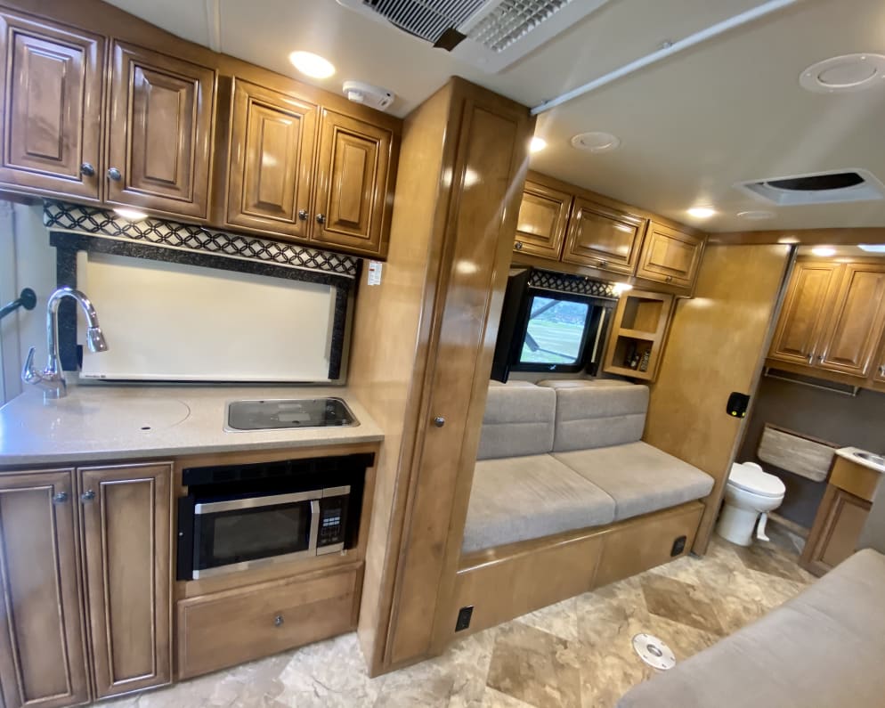 2017 Thor Motor Coach Siesta Class C for rent in Brea California