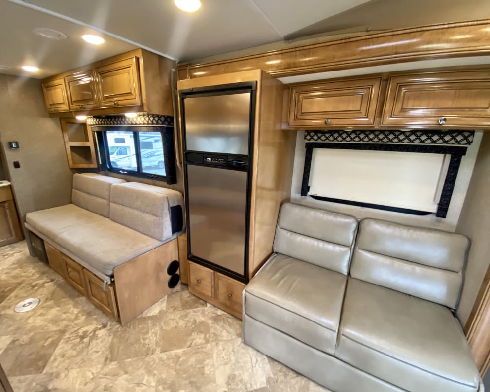 2017 Thor Motor Coach Siesta