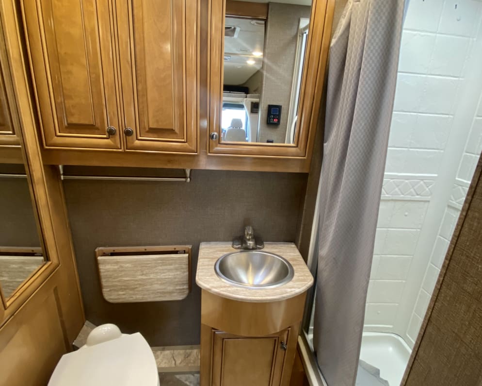 2017 Siesta  by Thor Motor Coach for rent in 92821