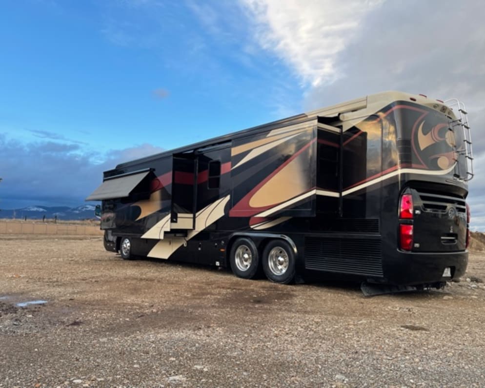 Class A RV for Rent in Hayden, Idaho