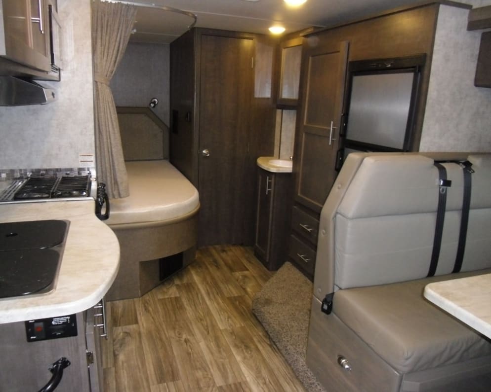 2021 Adventurer  by Adventurer Lp for rent in J3L6B7