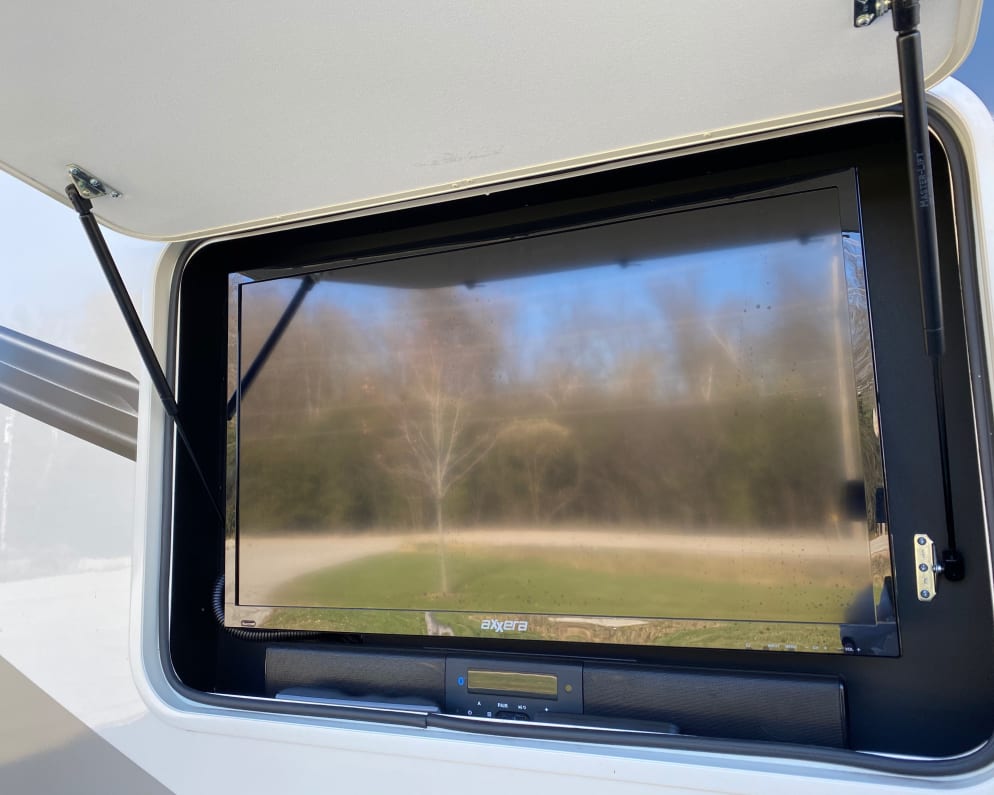 2019 Hurricane  by Thor for rent in 54913