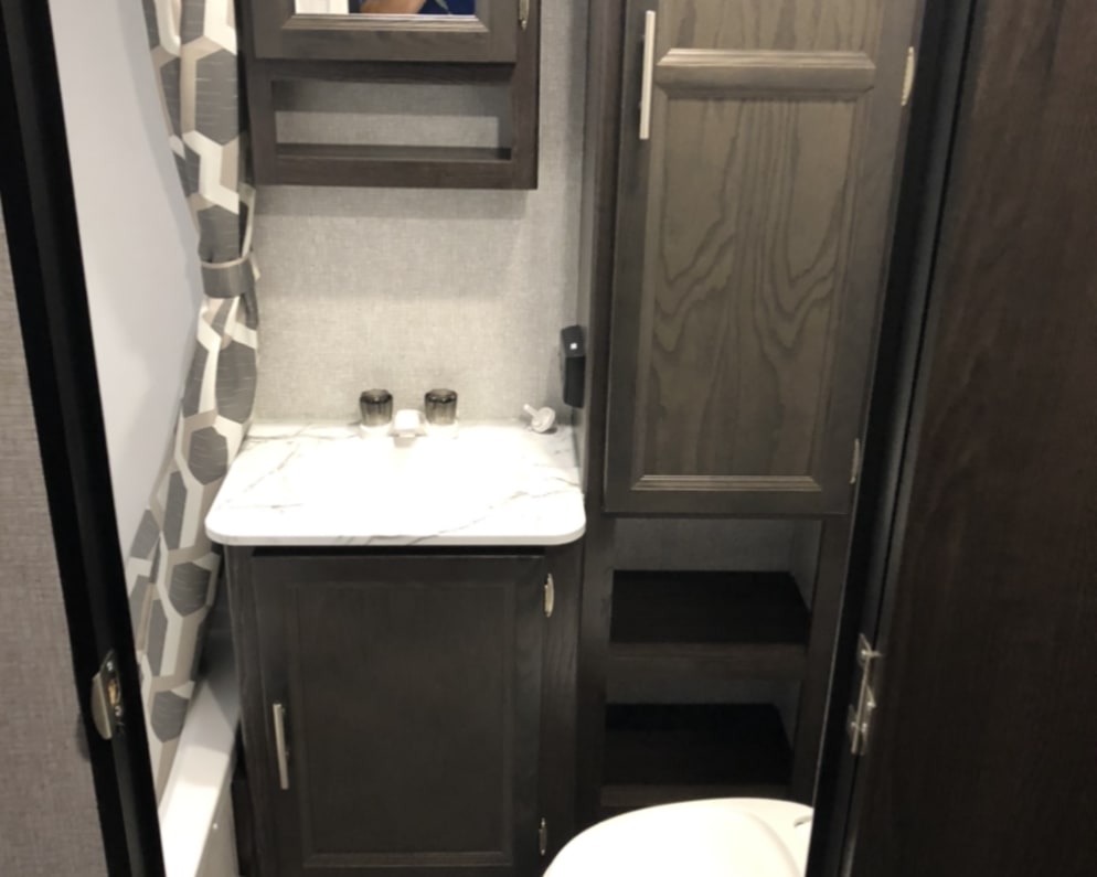 2020 Dutchmen Kodiak Travel Trailer for rent in Noble Oklahoma