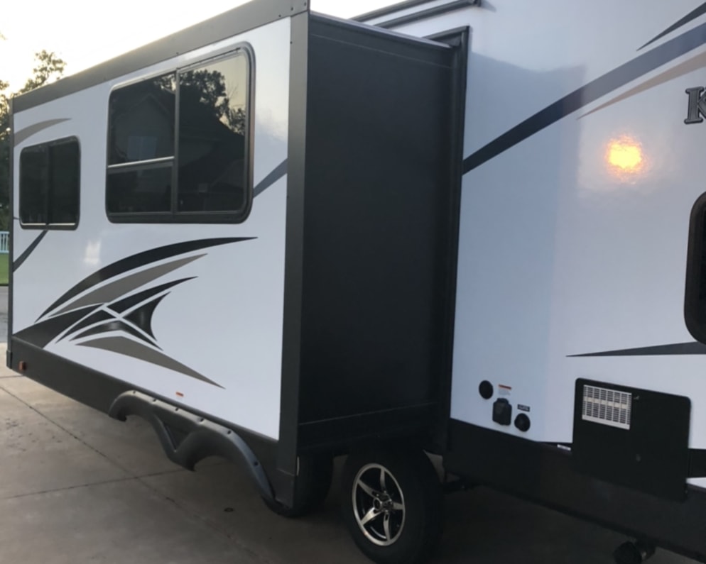 2020 Kodiak  by Dutchmen for rent in 73068