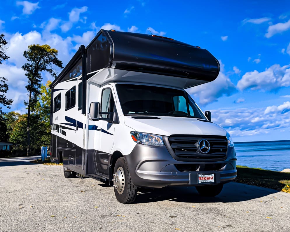 Class C RV for Rent in Milwaukee, Wisconsin - RVUSA.com