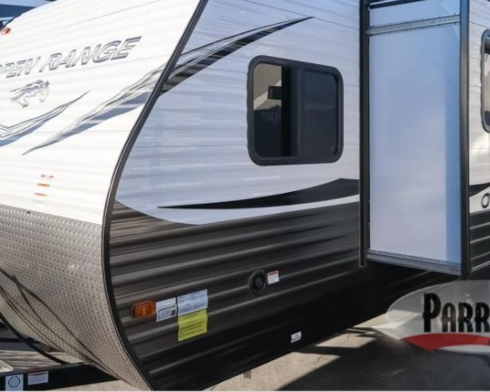 2021 Open Range  by Highland Ridge RV for rent in L9W 5B8