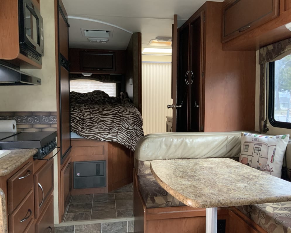 2013 Thor Motor Coach Four Winds