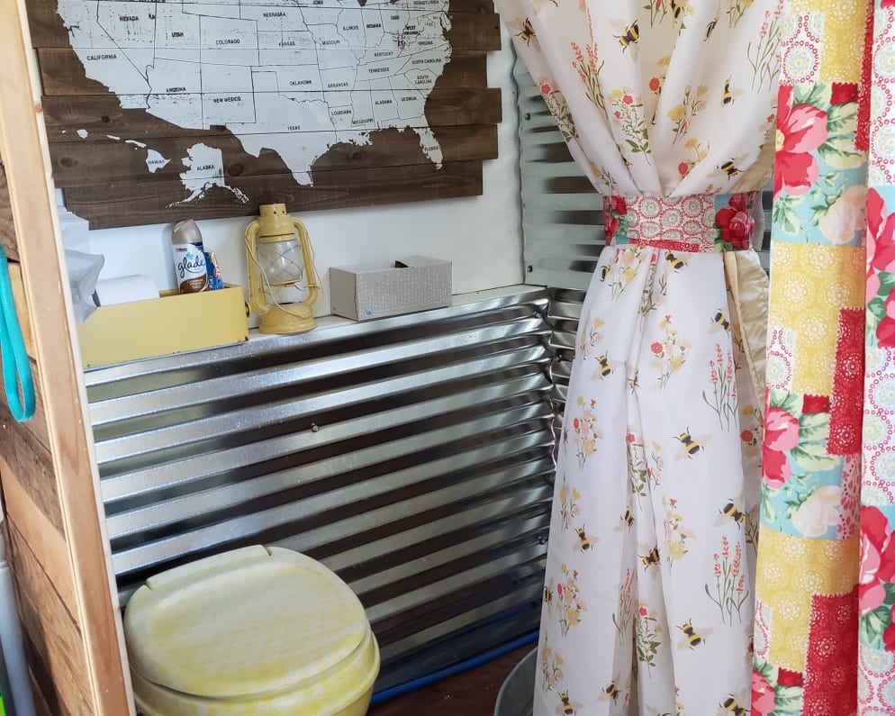 1973 Travel Trailer RV for Rent in Seminole, Florida