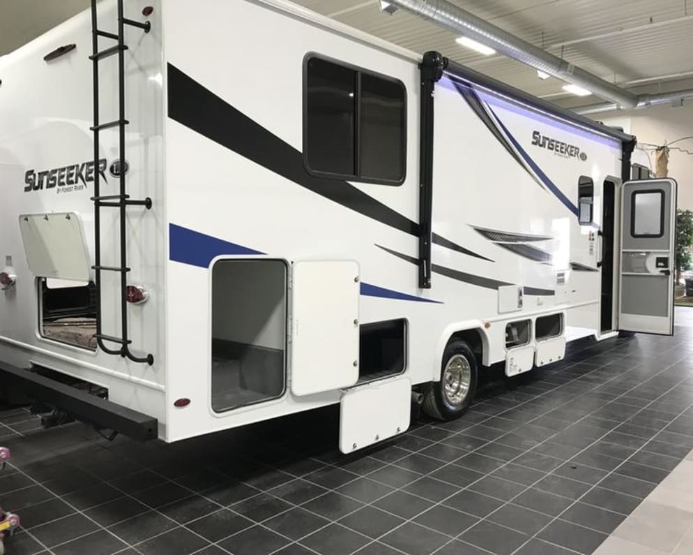 2020 Sunseeker 2850 LE available for rent in Lockport Manitoba