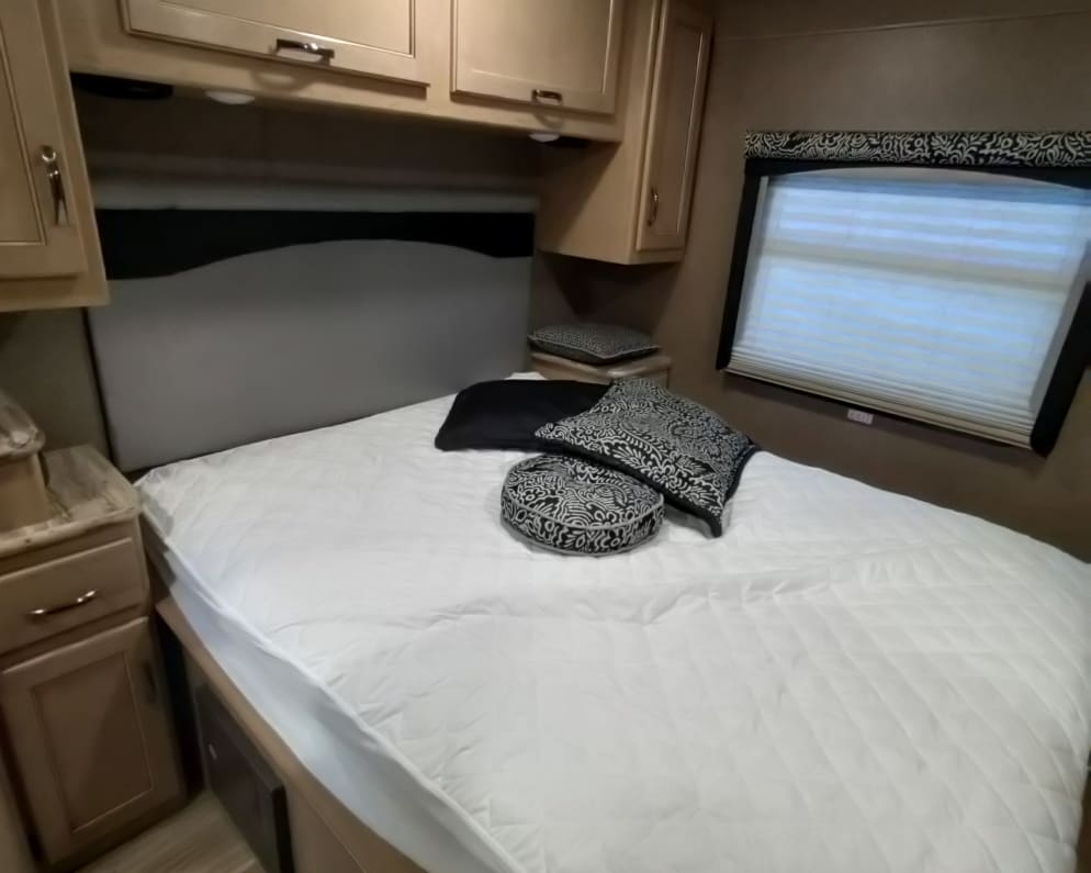2018 Thor Motor Coach A.C.E available for rent in Ronks Pennsylvania