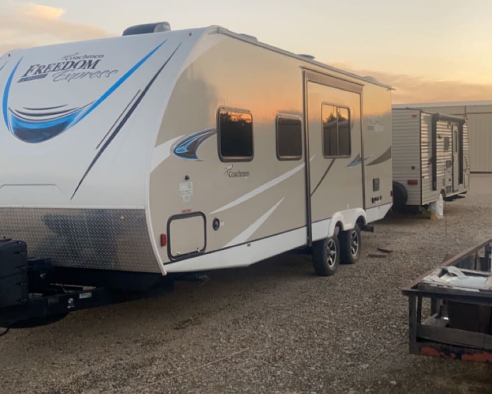 2019 Travel Trailer RV for Rent in New Braunfels, Texas