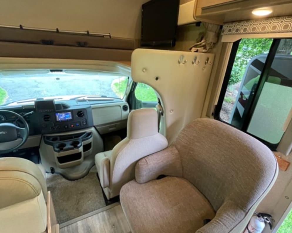 2019 Thor Motor Coach Four Winds available for rent in Chantilly Virginia