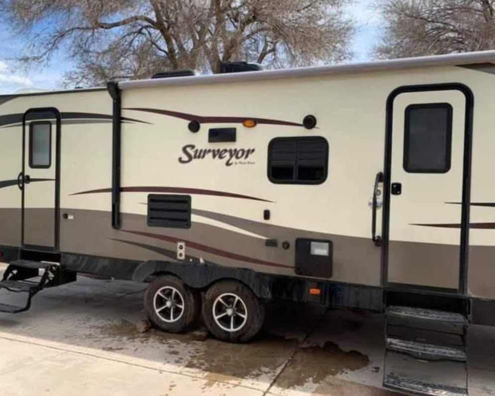 2016 Forest River Surveyor