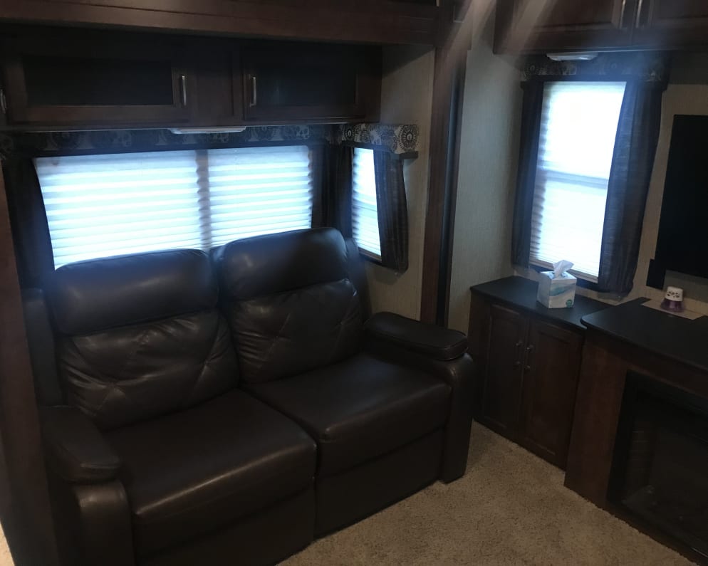 2018 Outback  by Keystone for rent in 35761