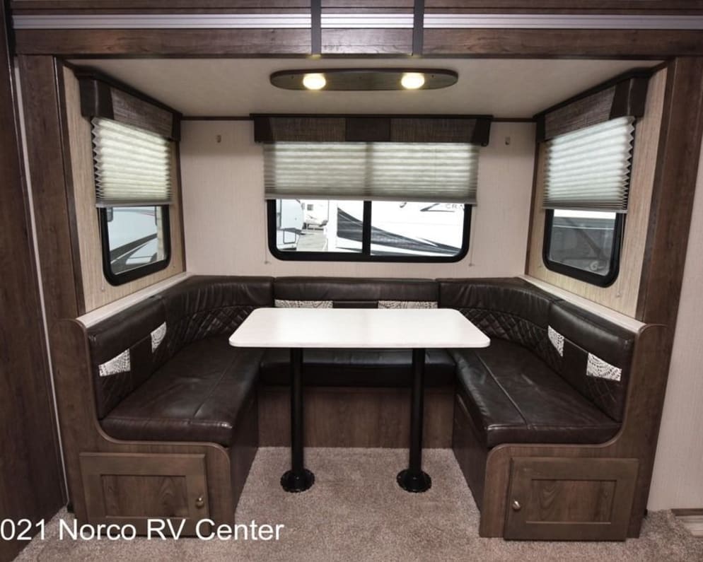Travel Trailer RV for Rent in Mesa, Arizona