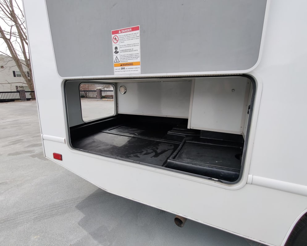 2017 Thor Motor Coach Four Winds Majestic Class C for rent in Nampa Idaho