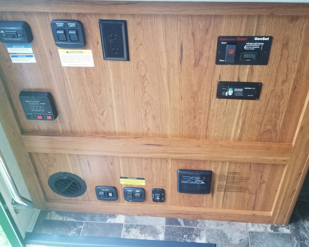 2016 Alante  by Jayco for rent in 60404