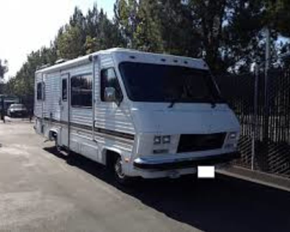 1984 Class A RV for Rent in Sedona, Arizona - RVUSA.com