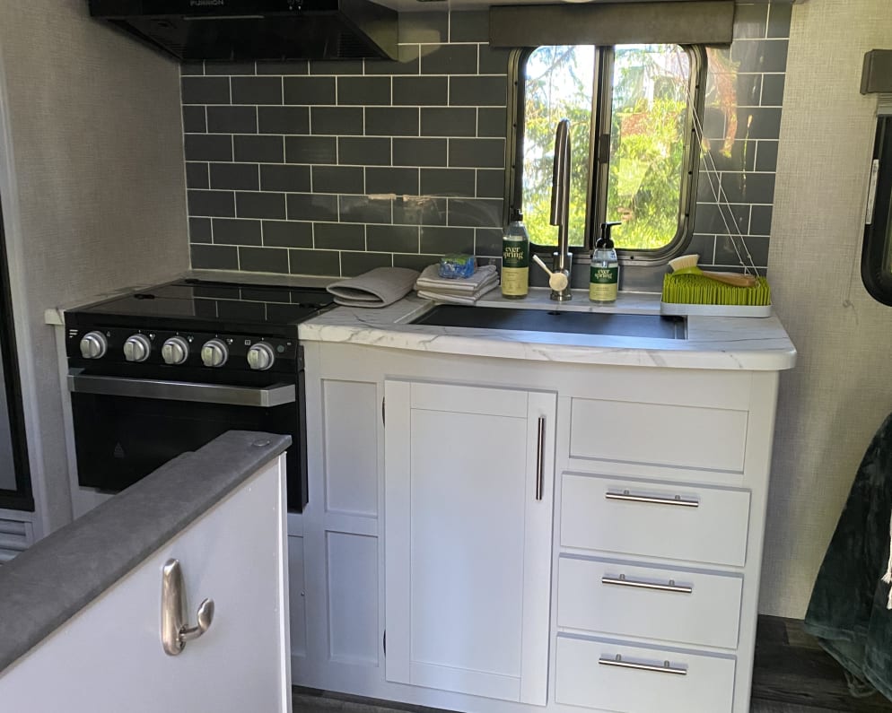 Travel Trailer RV for Rent in Bellingham, Washington