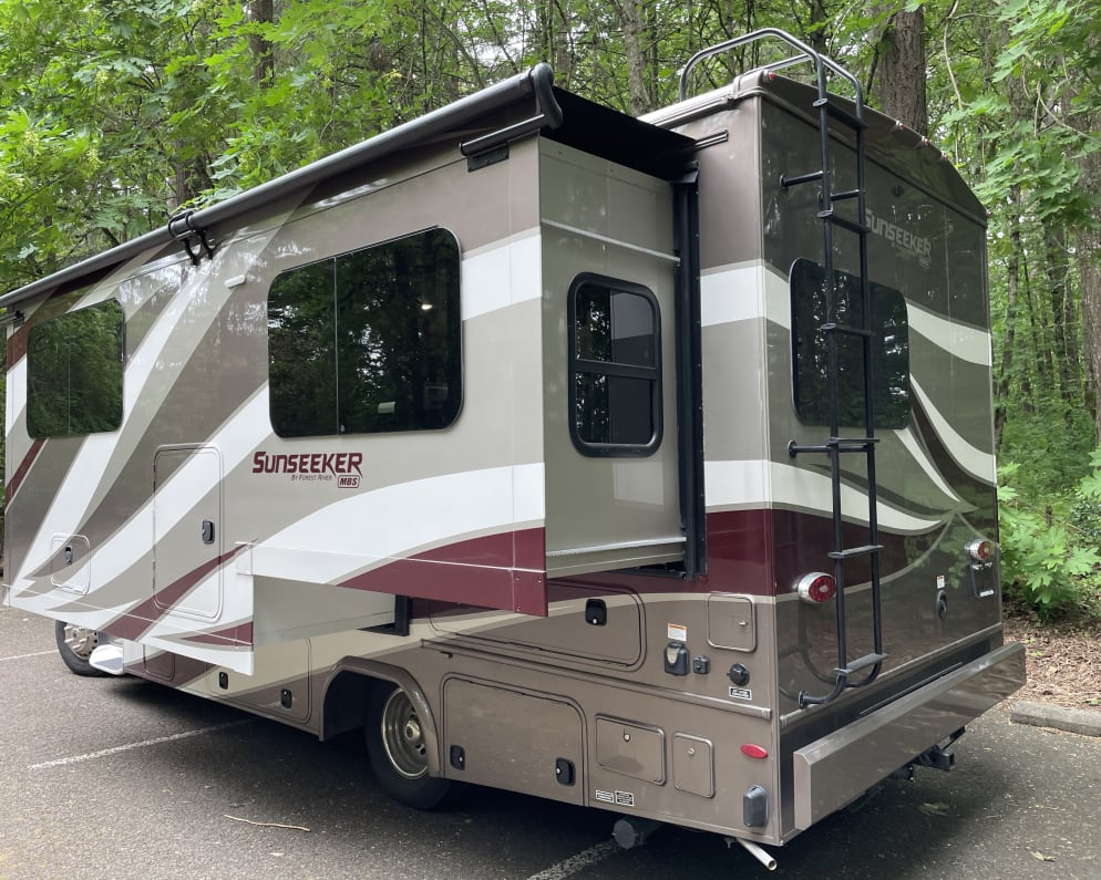 2019 Sunseeker  by Forest River for rent in 97008