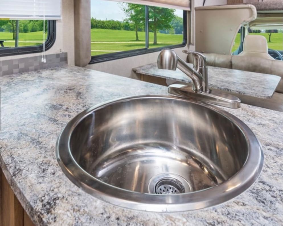 2021 Gulf Stream Conquest available for rent in Oklahoma City Oklahoma
