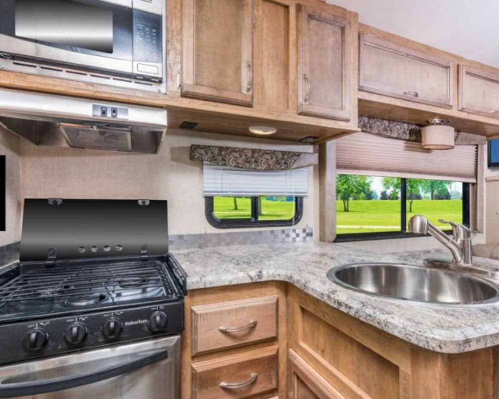 2021 Conquest  by Gulf Stream for rent in 73116