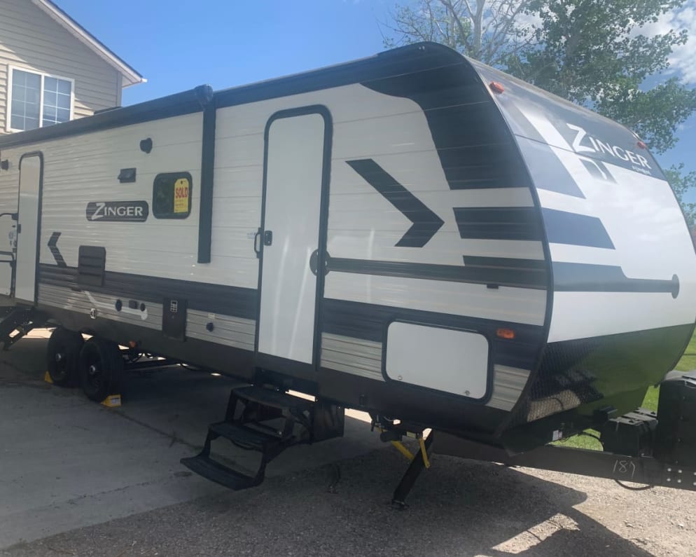 2021 Crossroads Zinger Travel Trailer for rent in Blackfoot Idaho