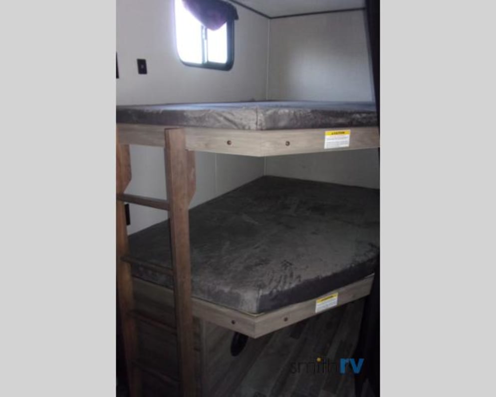 2021 Zinger  by Crossroads for rent in 83221