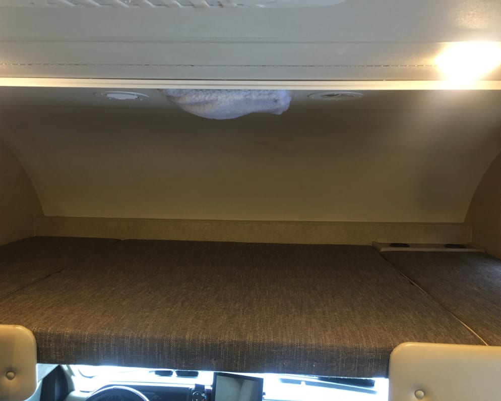 2017 Four Winds  by Thor Motor Coach for rent in 08089