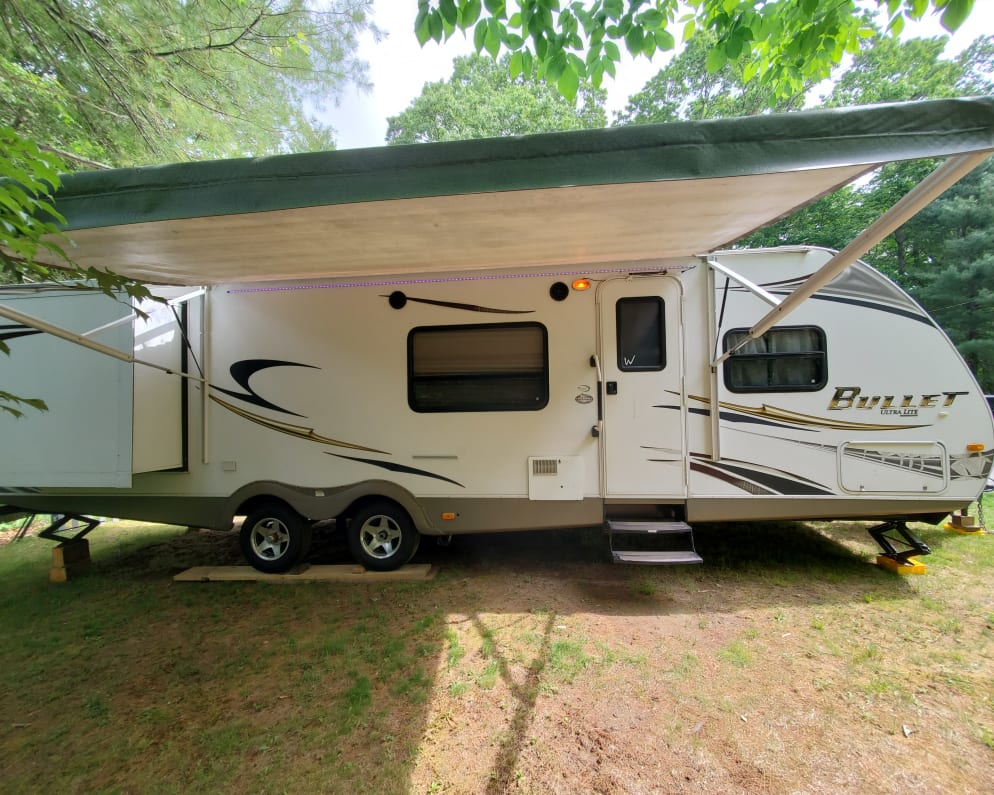 2012 Travel Trailer RV for Rent in Hanson, Massachusetts