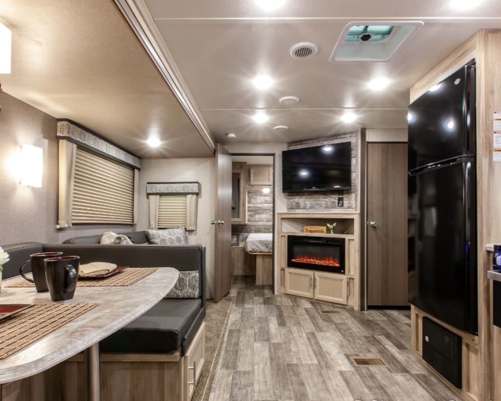 2021 Travel Trailer RV for Rent in Rosenberg, Texas