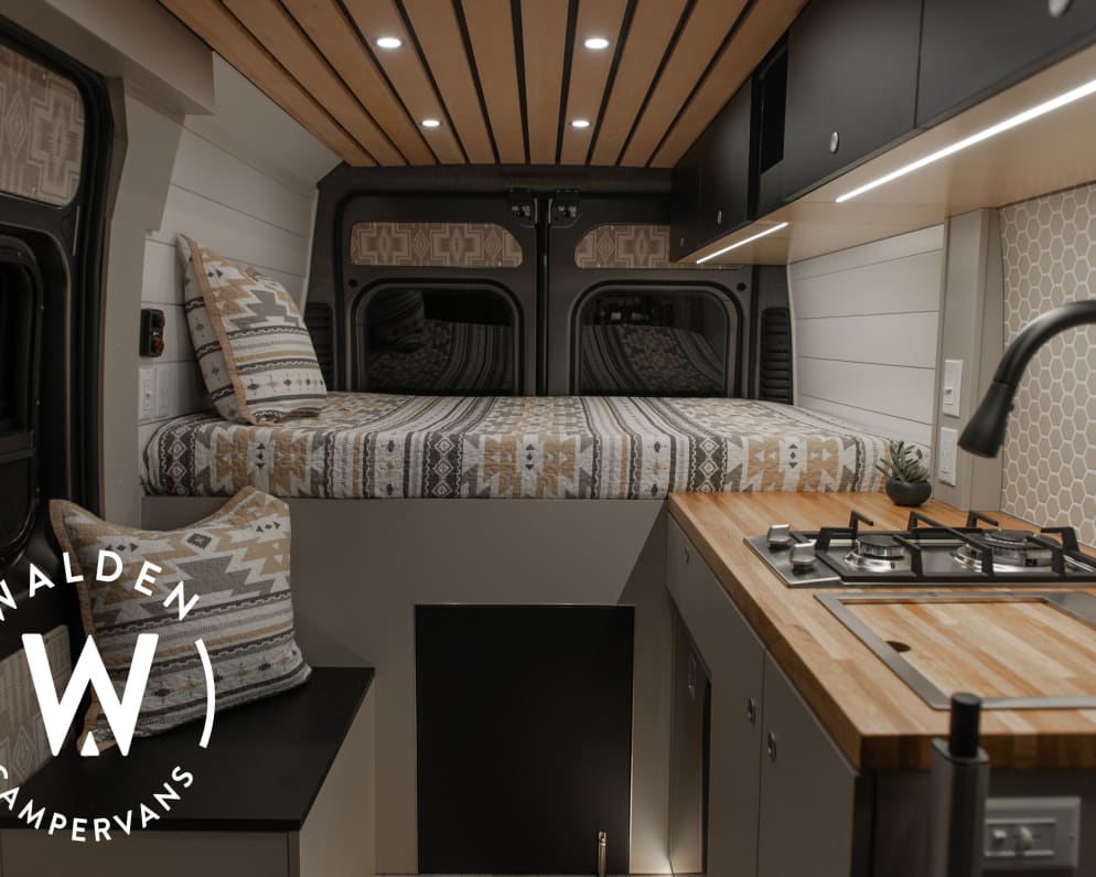 2021 Class B RV for Rent in Acton, Massachusetts