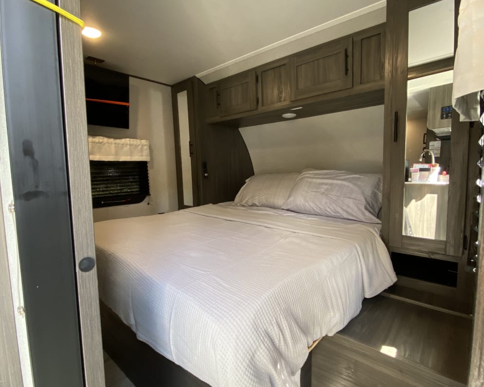 Travel Trailer RV for Rent in Rochester, New York