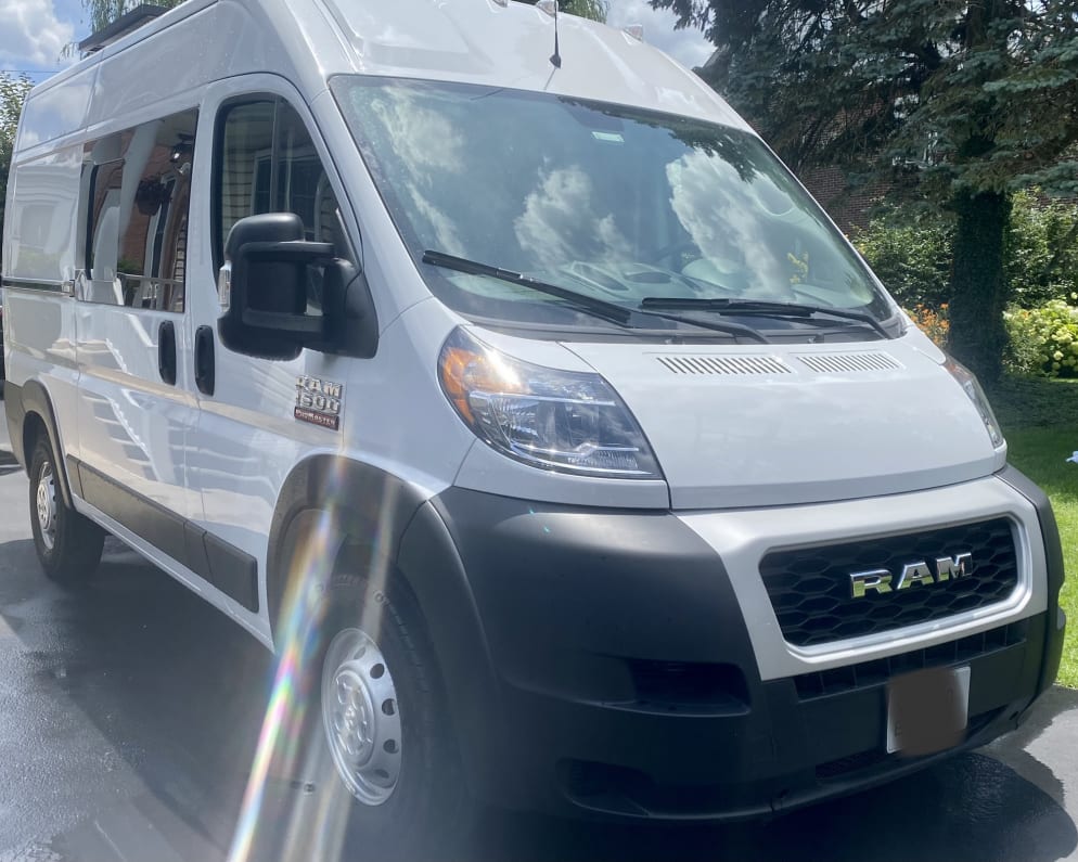 2021 Class B RV for Rent in Huntingdon Valley, Pennsylvania