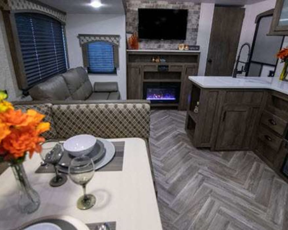 2021 Evo  by Forest River for rent in 83705