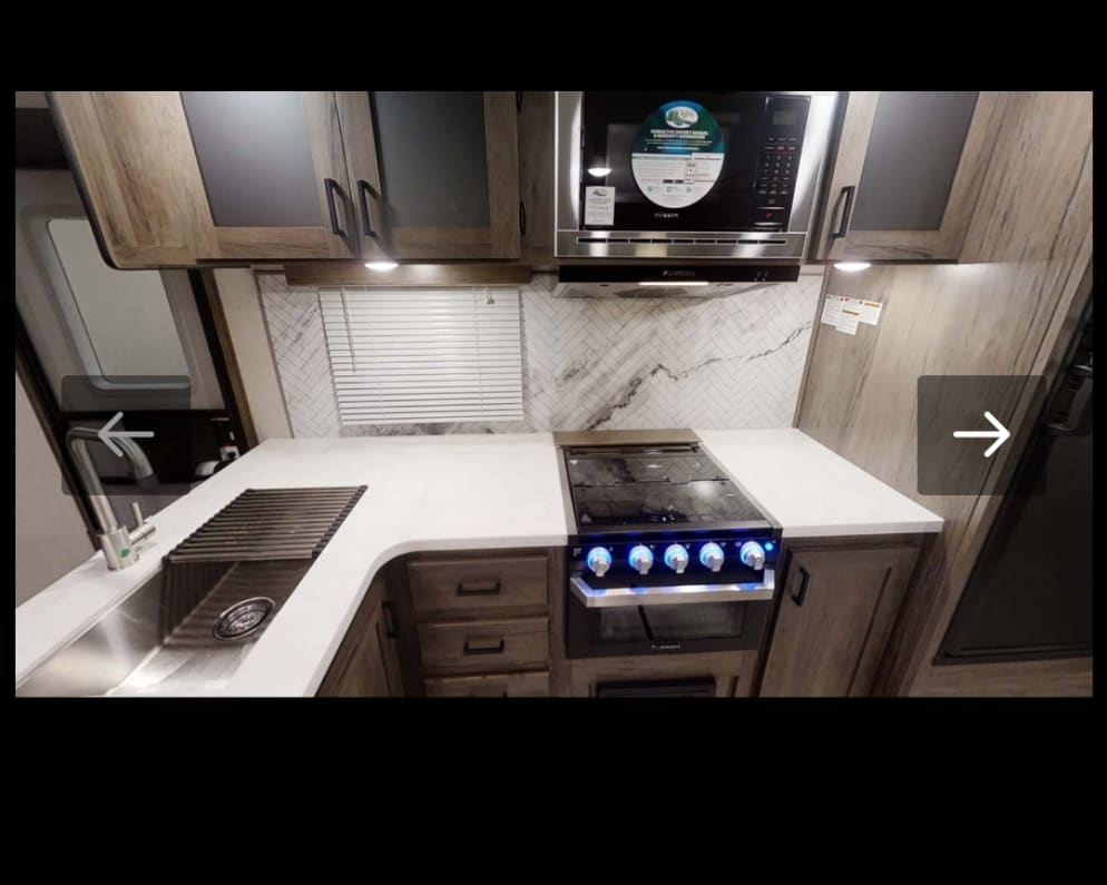 2021 2020 Prime Time Tracer  by Prime Time for rent in 48111-3533