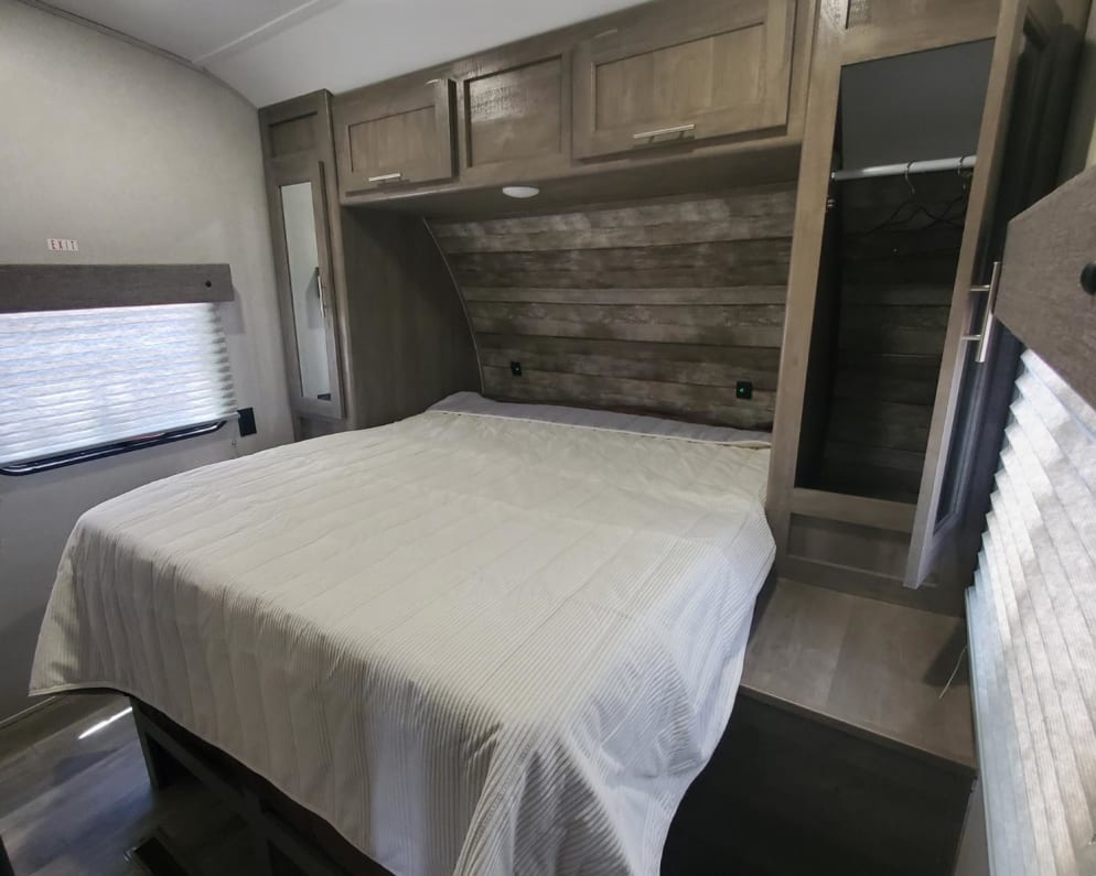 2021 Toy Hauler RV for Rent in ENOCH, Utah