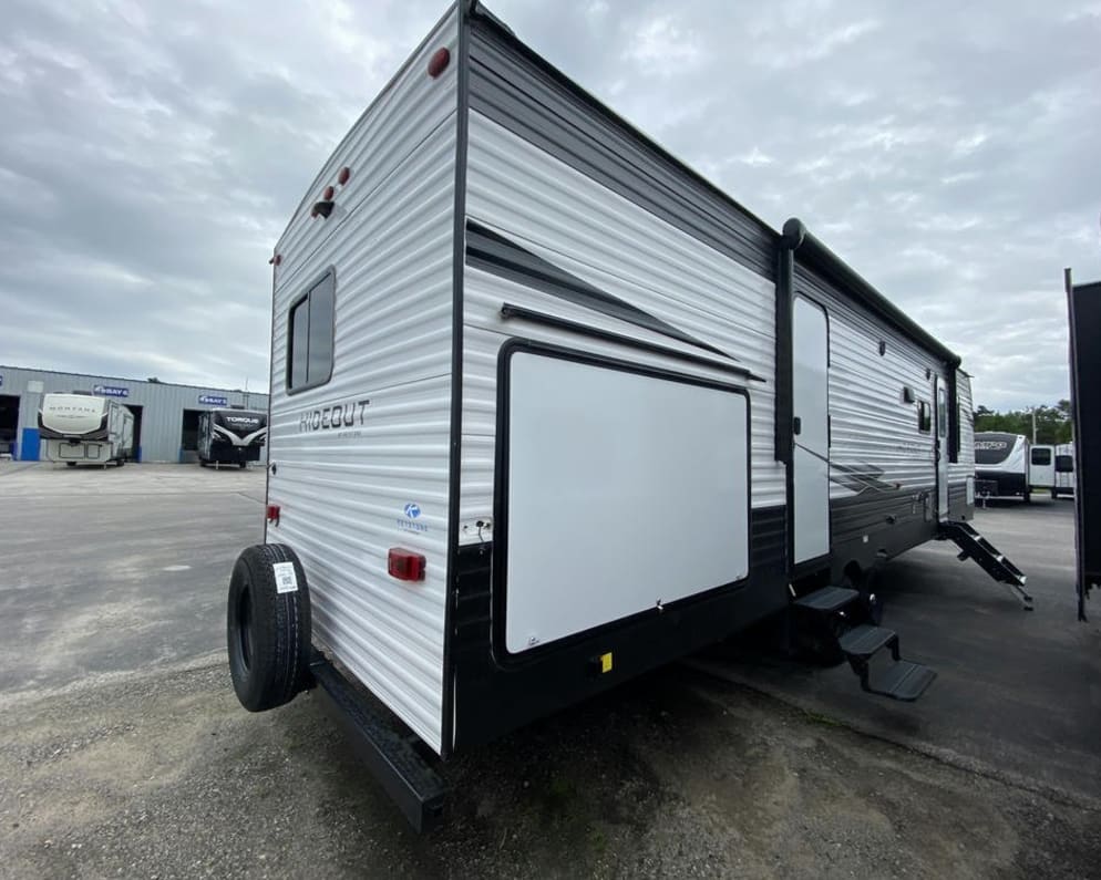 2021 Hideout  by Keystone for rent in 49337