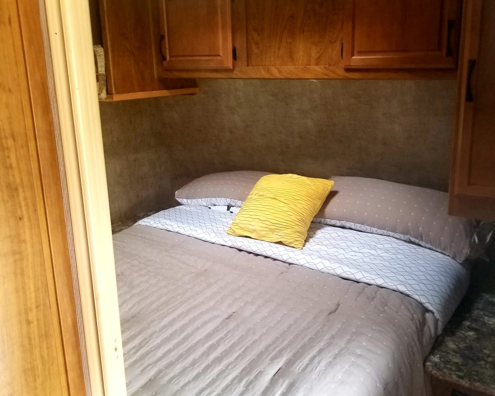 2016 Outdoors Rv Manufacturing Creek Side Travel Trailer for rent in Lebanon Oregon