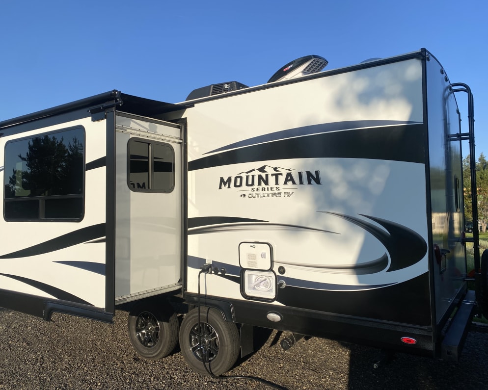 2021 Creek Side  by Outdoors Rv Manufacturing for rent in 83638