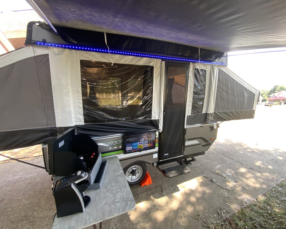 2020 Rockwood Freedom  by Forest River for rent in 28115