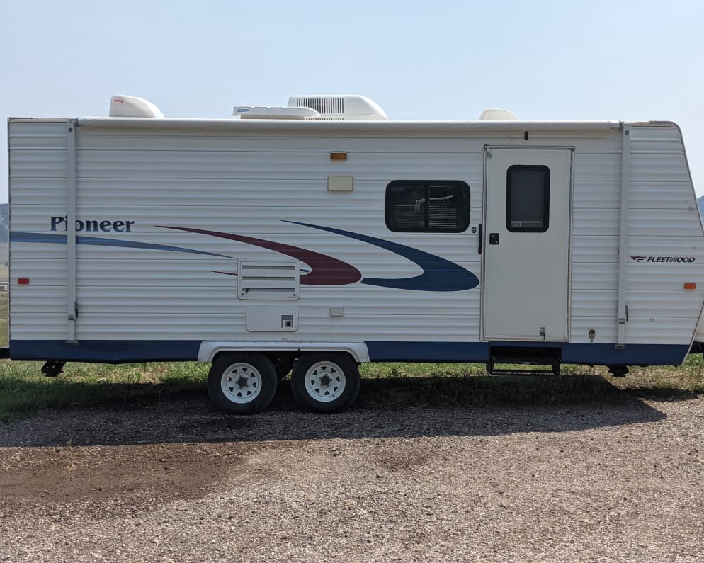 Travel Trailer RV for Rent in Piedmont, South Dakota